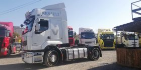 Renault Premium 440